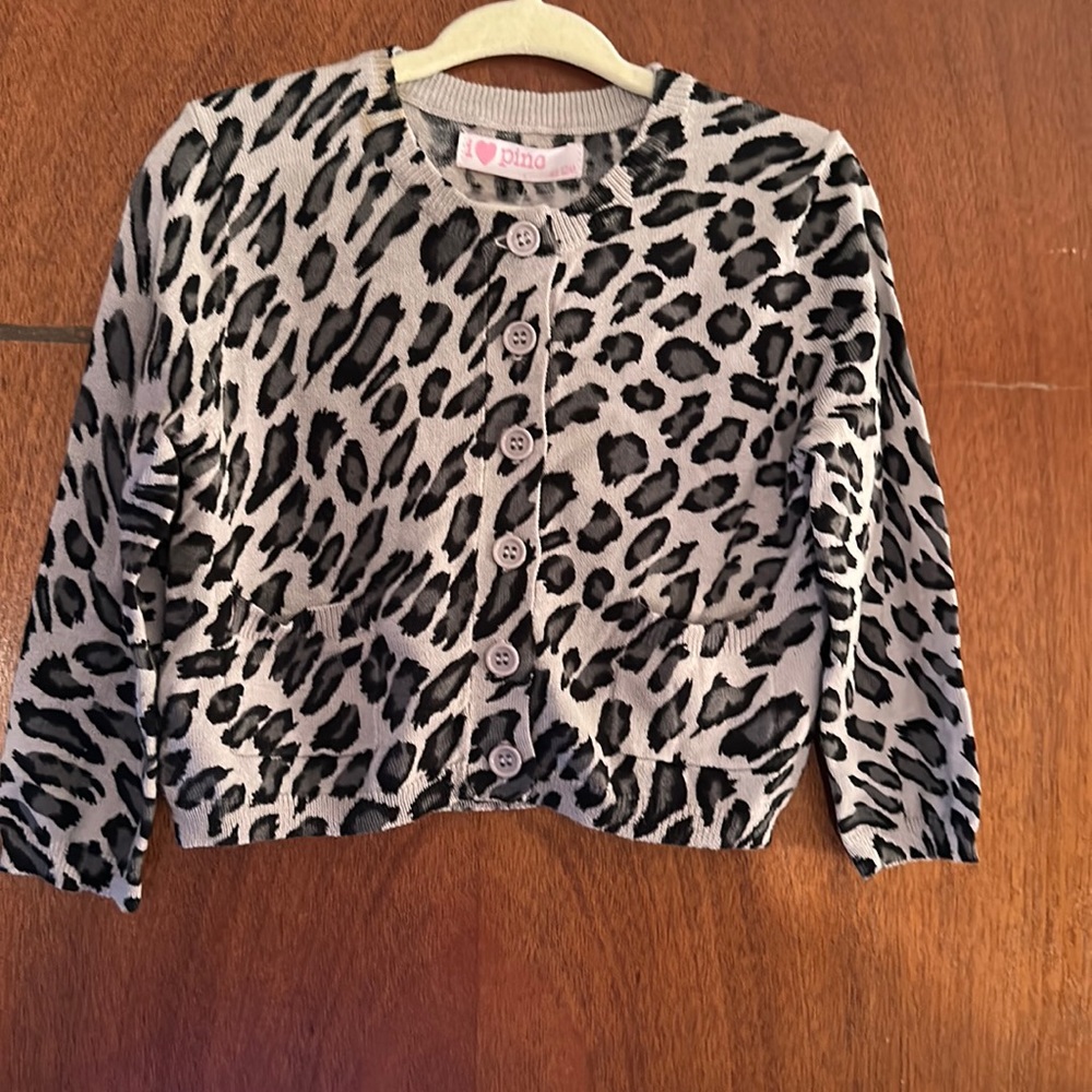 I 💗pinc 12 month Cheetah 2 Pocket Button Up Sweater, lightweight NWT Nordstrom